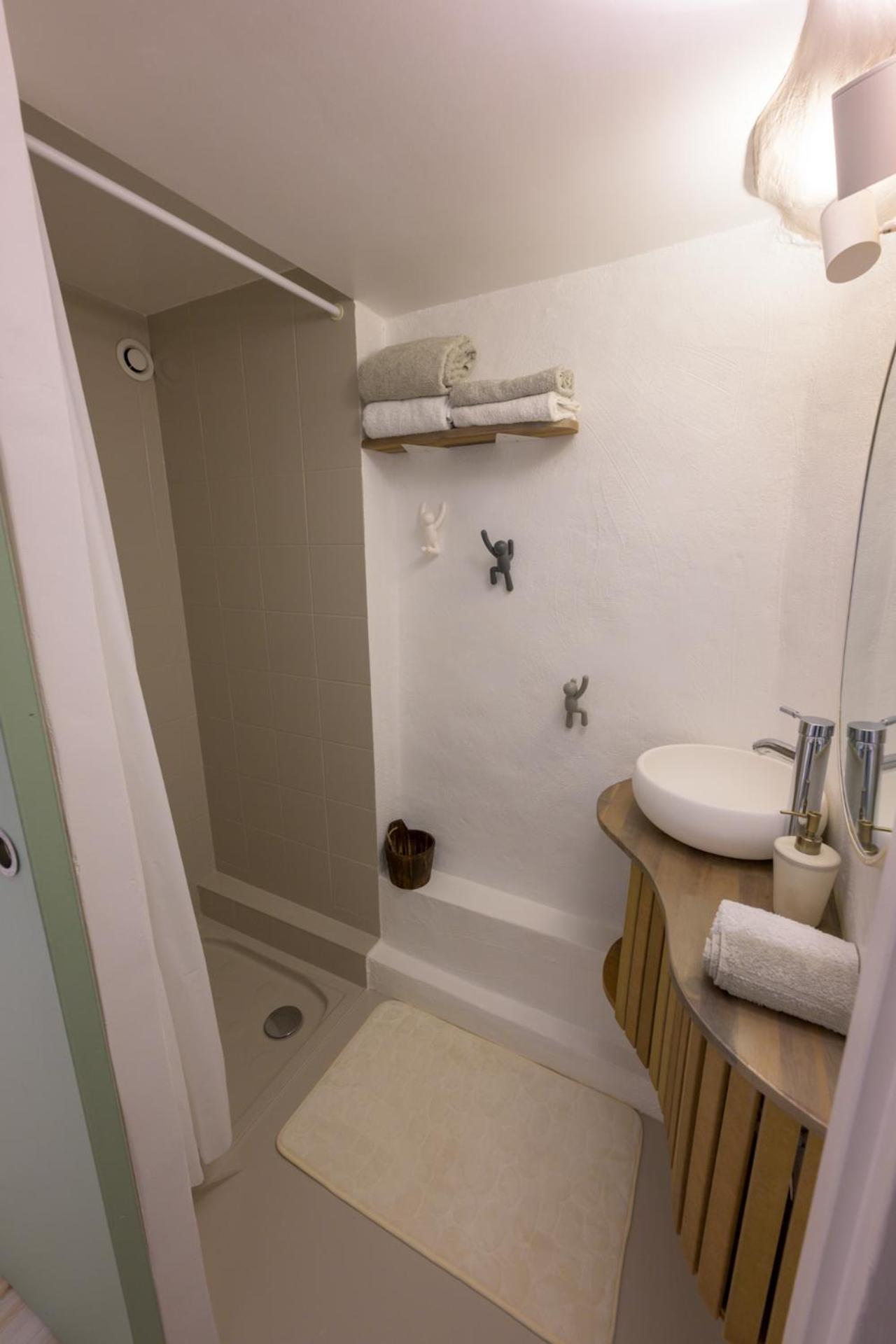 Cosy Flat In The Heart Of Valbonne Village Esterno foto